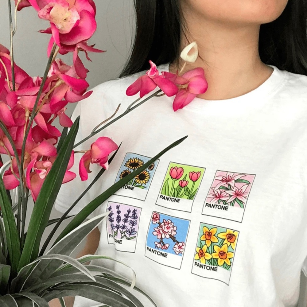 flower pantone cropped tee